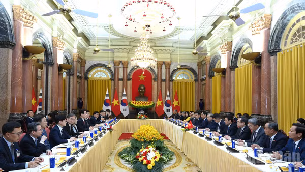 Hai nhà lãnh đạo Việt Nam và Hàn Quốc tại cuộc hội đàm. Ảnh: ĐĂNG KHOA