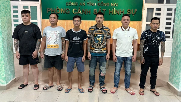 Các đối tượng trong nhóm cho vay nặng lãi bị bắt giữ.