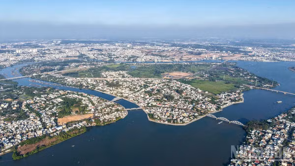 Cù lao Phố nằm giữa sông Đồng Nai với diện tích hơn 700ha được xem là "hòn ngọc xanh".