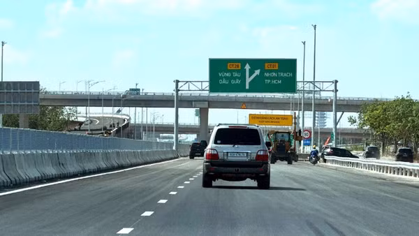 Theo dự kiến, 16km còn lại của cao tốc Biên Hòa-Vũng Tàu sẽ thông xe trước ngày 18/5.