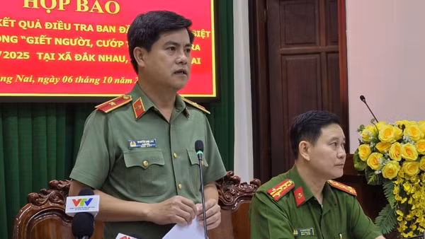 Thiếu tướng Nguyễn Đức Hải, Giám đốc Công an tỉnh Đồng Nai thông tin vụ án tại buổi họp báo.