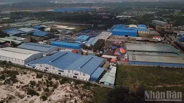 Khu vực cả cụm công nghiệp xây dựng trái phép trên diện tích hơn 72ha tại phường Phước Tân. (Ảnh chụp năm 2018)