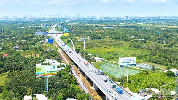 Đồng Nai hiện là một trong những địa phương đứng đầu cả nước về số lượng các tuyến cao tốc đi qua.