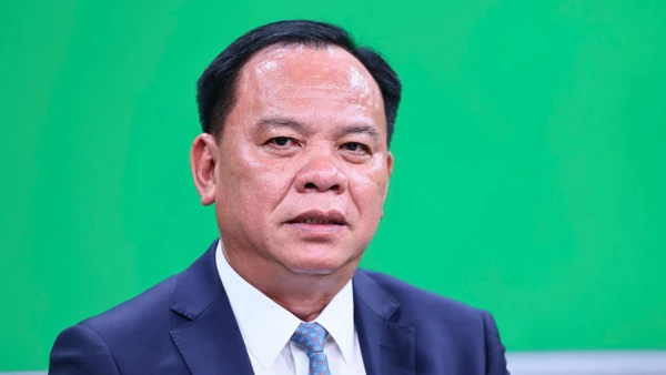 Đồng chí Võ Tấn Đức, Phó Bí thư Tỉnh ủy, Chủ tịch Ủy ban nhân dân tỉnh Đồng Nai.