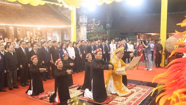 Lễ bái yết tại Lễ hội đền Trần, tỉnh Hưng Yên năm 2026. 