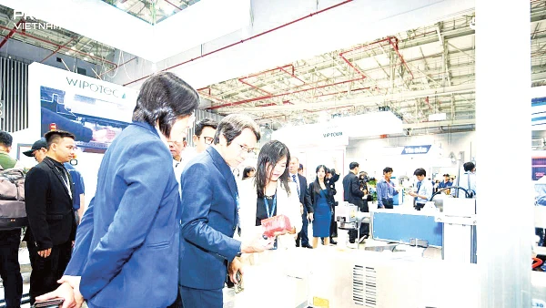 Triển lãm ProPak Vietnam 2026 quy tụ hơn 450 doanh nghiệp quốc tế, mang đến nhiều công nghệ mới trong lĩnh vực đóng gói, bao bì.