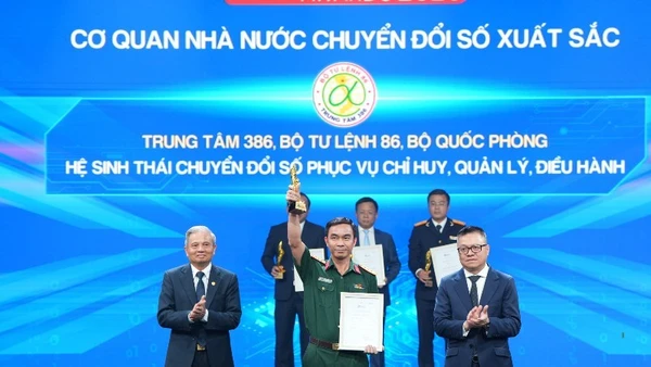 Lễ trao giải thưởng Chuyển đổi số Việt Nam 2025.