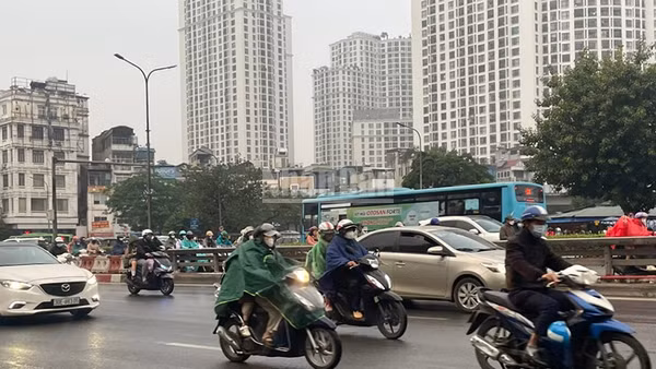 Dự báo khu vực Hà Nội ngày nắng, chiều tối và đêm có mưa rào và dông vài nơi. (Ảnh minh họa: Đ.T)