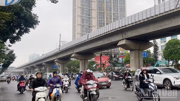 Dự báo chiều tối mai (3/5) Hà Nội có mưa rào. (Ảnh minh họa: Đ.T)