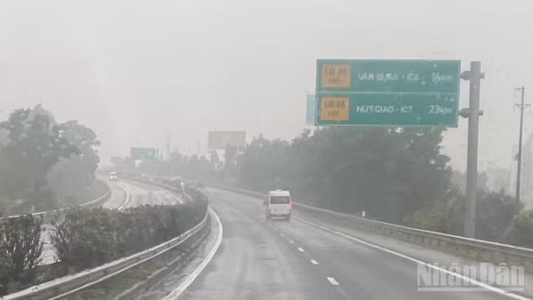 Dự báo khu vực Bắc Bộ sáng có sương mù, đêm có mưa vài nơi. (Ảnh minh họa: Đ.T)