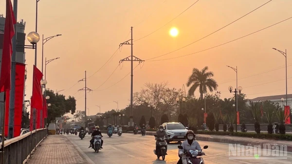 Dự báo khu vực Hà Nội có mây, ngày nắng, đêm có mưa nhỏ vài nơi; trời rét. (Ảnh minh họa: Đ.T)