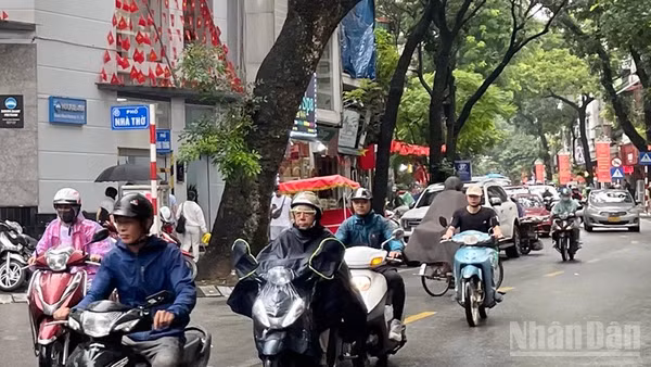 Khu vực Hà Nội mưa rào rải rác, từ đêm 9-10/3 trời chuyển rét. (Ảnh minh họa: Đ.T)