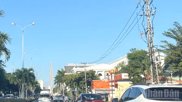 Khu vực duyên hải nam Trung Bộ phía bắc ngày nắng nóng và nắng nóng gay gắt, có nơi đặc biệt gay gắt. (Ảnh minh họa: Đ.Đ)