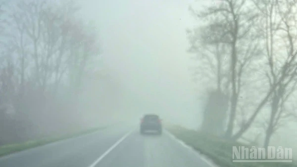 Dự báo khu vực Bắc Bộ có mưa vài nơi, sáng sớm có sương mù và sương mù nhẹ. (Ảnh minh họa: Đ.T)