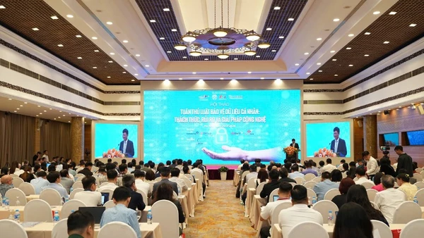 Toàn cảnh Hội thảo “Tuân thủ Luật Bảo vệ dữ liệu cá nhân: Thách thức, rủi ro và giải pháp công nghệ”.