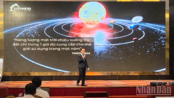 Các chuyên gia cho biết, mô hình năng lượng phân tán từ điện mặt trời kết hợp lưu trữ sẽ giúp chủ động nguồn điện tại chỗ.