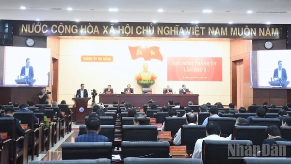 Toàn cảnh hội nghị Thành ủy Đà Nẵng lần thứ 2. (Ảnh: ANH ĐÀO)