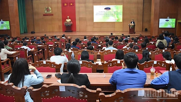 Quang cảnh hội nghị. (Ảnh: ANH ĐÀO)