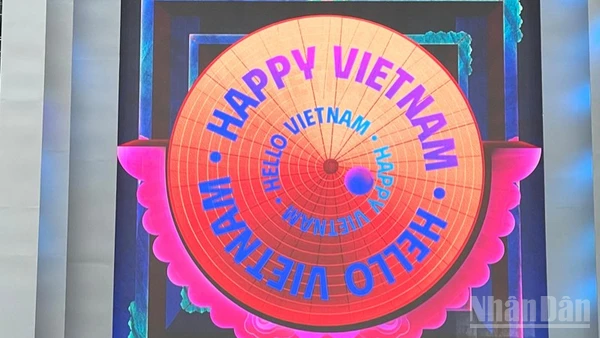 Khai mạc Ngày hội Việt Nam hạnh phúc 2025. 