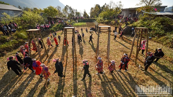 Lễ Tủ Cải của cộng đồng người Dao đầu bằng, tỉnh Lai Châu. (Ảnh: VŨ LINH)