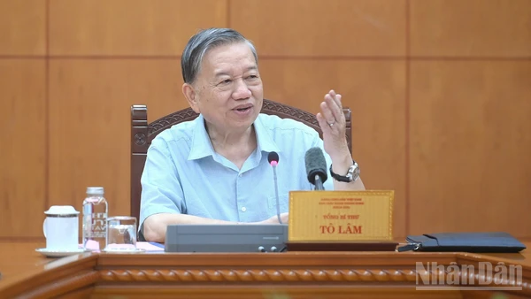 Tổng Bí thư Tô Lâm phát biểu chỉ đạo tại cuộc làm việc. (Ảnh: ĐĂNG KHOA)