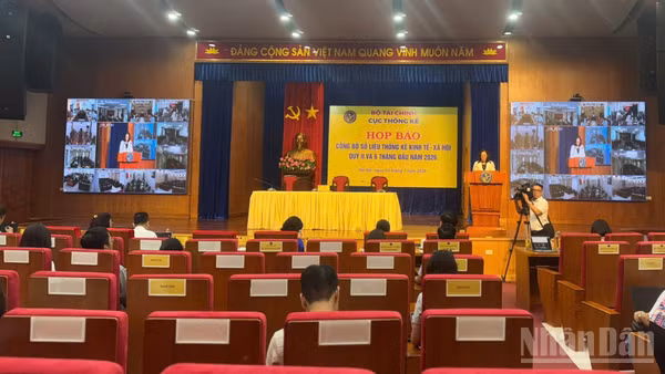 Quang cảnh họp báo tại trụ sở Cục Thống kê, Hà Nội. (Ảnh: HNV)