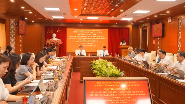 Quang cảnh hội thảo khoa học. 