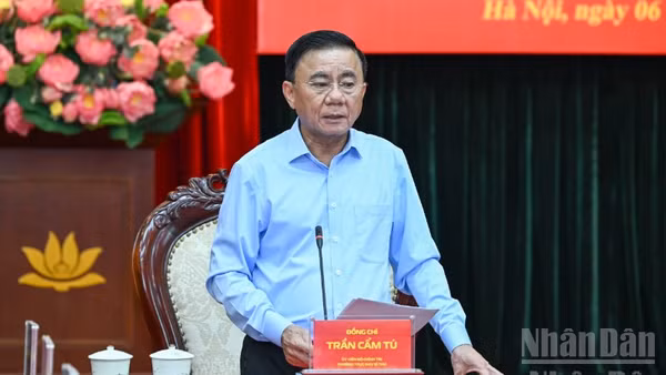 Đồng chí Trần Cẩm Tú, Ủy viên Bộ Chính trị, Thường trực Ban Bí thư. (Ảnh: DUY LINH)