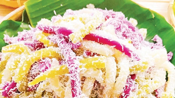 Bánh tằm khoai mì.