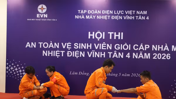 Các thí sinh tham gia cuộc thi.