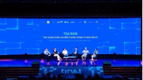 Tọa đàm “Xây dựng phản xạ kiểm chứng trong kỷ nguyên AI” trong khuôn khổ chiến dịch TinAI? được khởi động tại Đại học Phenikaa vào ngày 31/7 vừa qua.