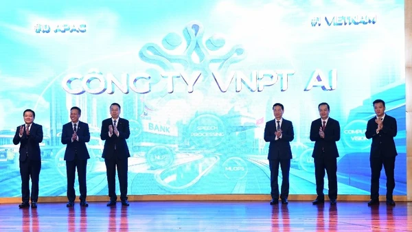 Các đại biểu thực hiện nghi thức hành lập Công ty VNPT AI.