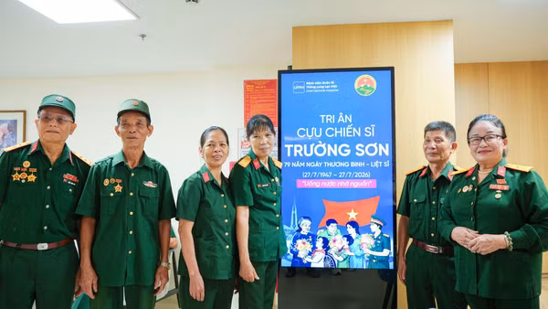 Các cựu chiến binh được tiếp đón chu đáo và trải nghiệm dịch vụ y tế chất lượng cao.
