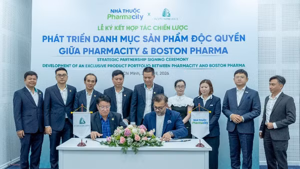 Hệ thống Nhà thuốc Pharmacity và Boston Pharma ký kết hợp tác chiến lược đưa dược phẩm tiêu chuẩn EU-GMP đến tay người tiêu dùng với giá thành hợp lý.