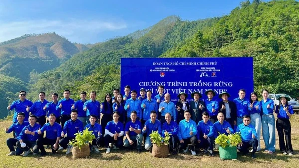 Mỗi cây xanh được trồng là một "lá chắn" bảo vệ hệ sinh thái, thể hiện tinh thần xung kích của tuổi trẻ trong phục hồi rừng đầu nguồn và xanh hóa đất nước.