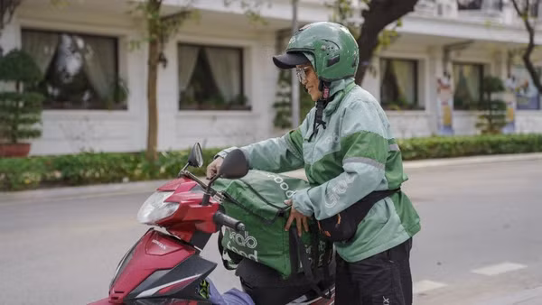 Các nền tảng số mở ra cơ hội giúp phụ nữ tiến tới độc lập tài chính.