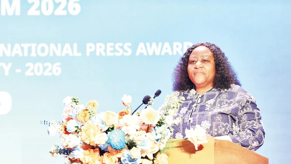 Bà Caroline Nyamayemombe, Trưởng đại diện Cơ quan Liên hợp quốc về Bình đẳng giới và Trao quyền cho phụ nữ tại Việt Nam (UN Women Việt Nam).