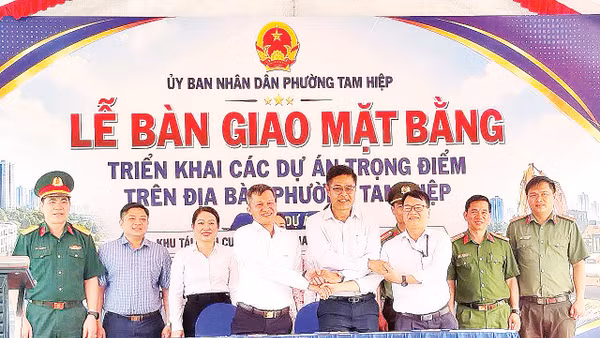 Ngày 3/8, phường Tam Hiệp đã bàn giao mặt bằng để triển khai ba dự án trọng điểm trên địa bàn. Ảnh: Ủy ban nhân dân phường Tam Hiệp
