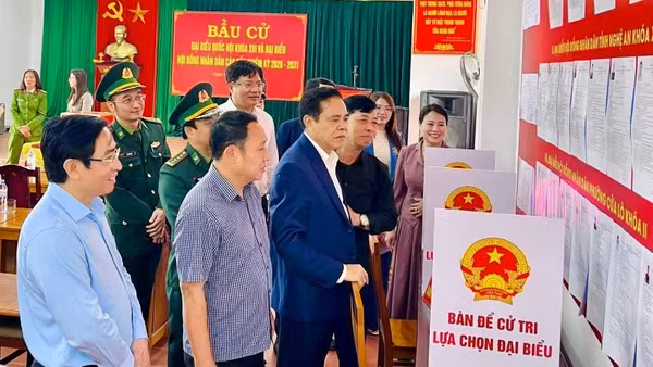 Cơ sở vật chất, lực lượng phục vụ bầu cử tại phường Cửa Lò (tỉnh Nghệ An) được chuẩn bị chu đáo, đúng tiến độ, bảo đảm thuận tiện cho cử tri thực hiện quyền bầu cử.