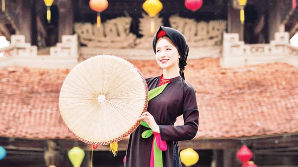 Ca sĩ Hòa Minzy trong MV Bắc Bling, sản phẩm âm nhạc ấn tượng của năm 2025.