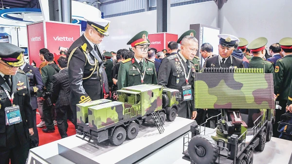 Trong năm 2025, lần đầu tiên Viettel thử nghiệm thành công và đưa vào sản xuất hàng loạt nhiều loại vũ khí chiến lược công nghệ cao. Ảnh | THÀNH ĐẠT