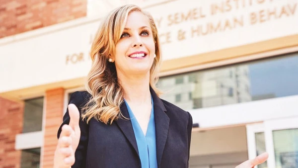 Tiến sĩ Elizabeth A.Laugeson.