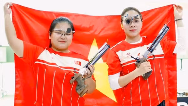 Trịnh Thu Vinh (phải) được kỳ vọng sẽ giành vàng tại kỳ ASIAD 20 sắp tới.