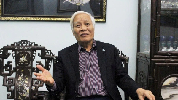 TS Nguyễn Viết Chức, nguyên Phó Chủ nhiệm Ủy ban Văn hóa, Giáo dục, Thanh niên, Thiếu niên và Nhi đồng của Quốc hội, nay là Ủy ban Văn hóa, Giáo dục của Quốc hội