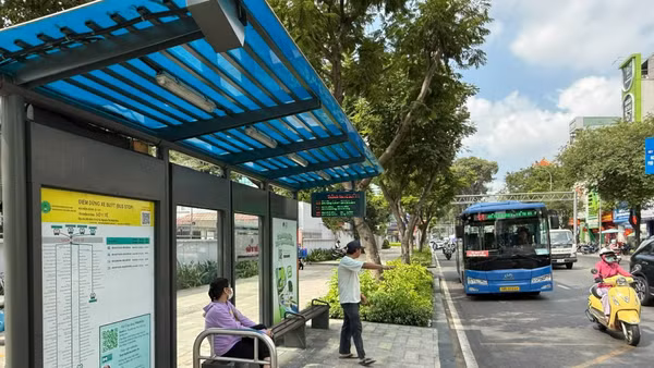 Ngoài miễn phí vé, cần các giải pháp dài hạn để phát triển giao thông bền vững, thu hút thêm nhiều người dân sử dụng.