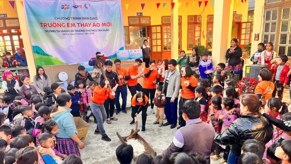 Chương trình “Ánh sáng học đường” của Quỹ Hy Vọng vinh dự nhận giải thưởng Hành động vì cộng đồng 2025.