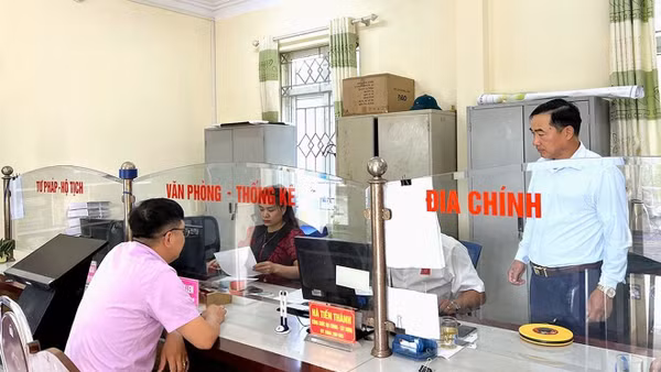 Luật Hộ tịch sửa đổi hướng tới ưu tiên giấy tờ hộ tịch bản điện tử để người dân ở đâu cũng có thể thực hiện được các thủ tục hành chính về hộ tịch.