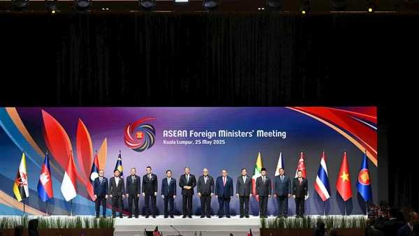 Việt Nam nói riêng và toàn khu vực ASEAN nói chung sẽ đối diện nhiều thử thách mới trong năm 2026.