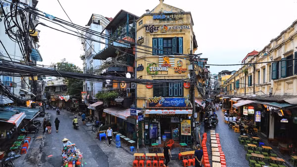Hà Nội hoàn toàn có thể ứng dụng công nghệ, trí tuệ nhân tạo (AI) vào quản lý không gian công cộng một cách hiệu quả. Ảnh: Thành Đạt