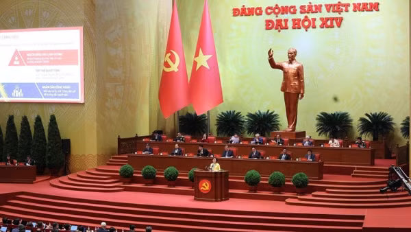 Phiên thảo luận tại hội trường về các văn kiện Đại hội, sáng 21/1. Ảnh: TTXVN